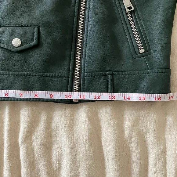 Levi's Sherpa-Trimmed Faux-Leather Moto Jacket MEDIUM - Picture 9 of 10